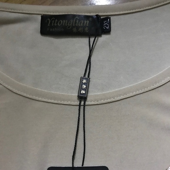 👚Yitonglian Fashion Blouse👚 - Picture 4 of 4